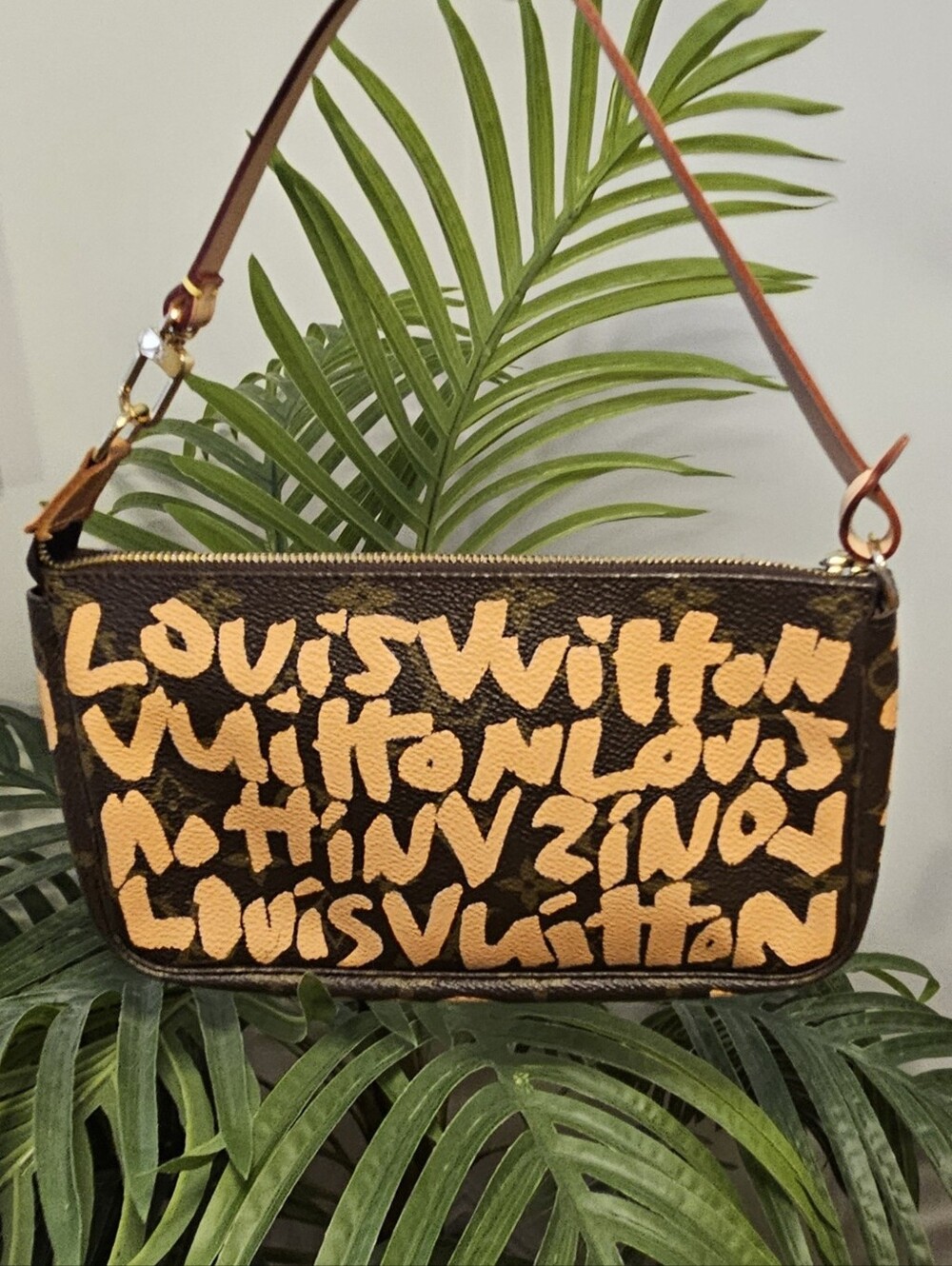 Louis Vuitton Limited Edition Graffiti LV Monogram Canvas Pouchette in 🧡